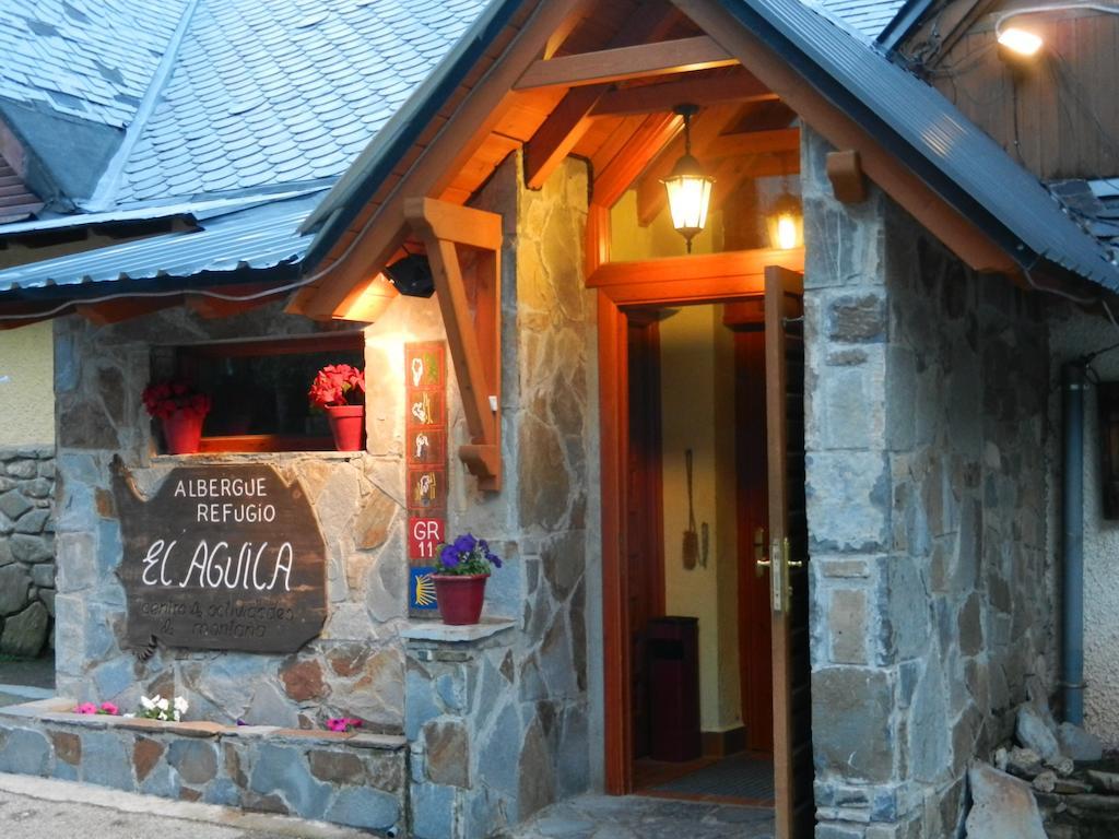 Albergue "El Aguila" Candanchú エクステリア 写真
